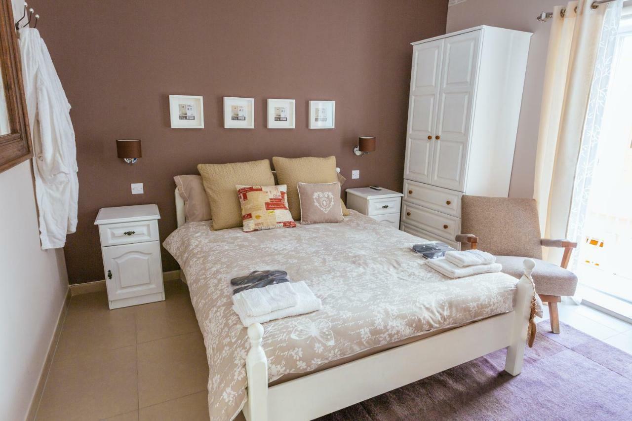 Ghand In-Nanna B&B เมลลิฮา ภายนอก รูปภาพ